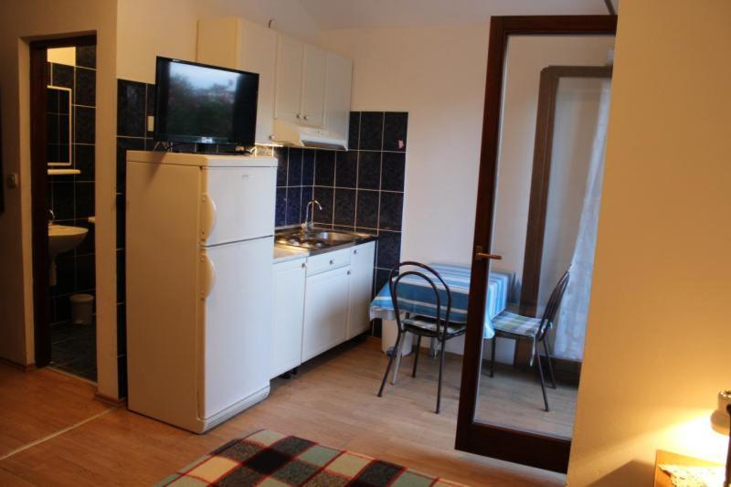 Apartments Mint Povljana - 50M From Sandy Beach Ngoại thất bức ảnh