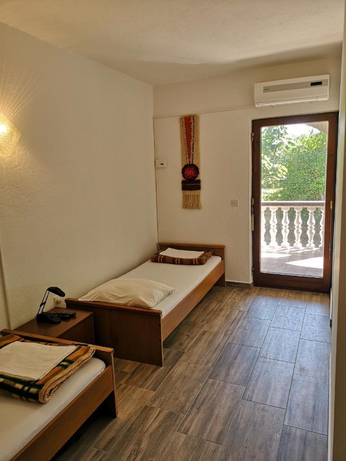 Apartments Mint Povljana - 50M From Sandy Beach Ngoại thất bức ảnh