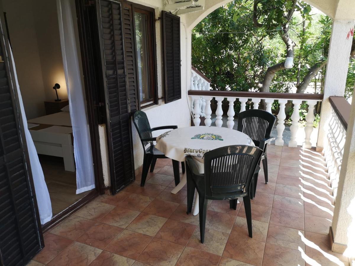 Apartments Mint Povljana - 50M From Sandy Beach Ngoại thất bức ảnh